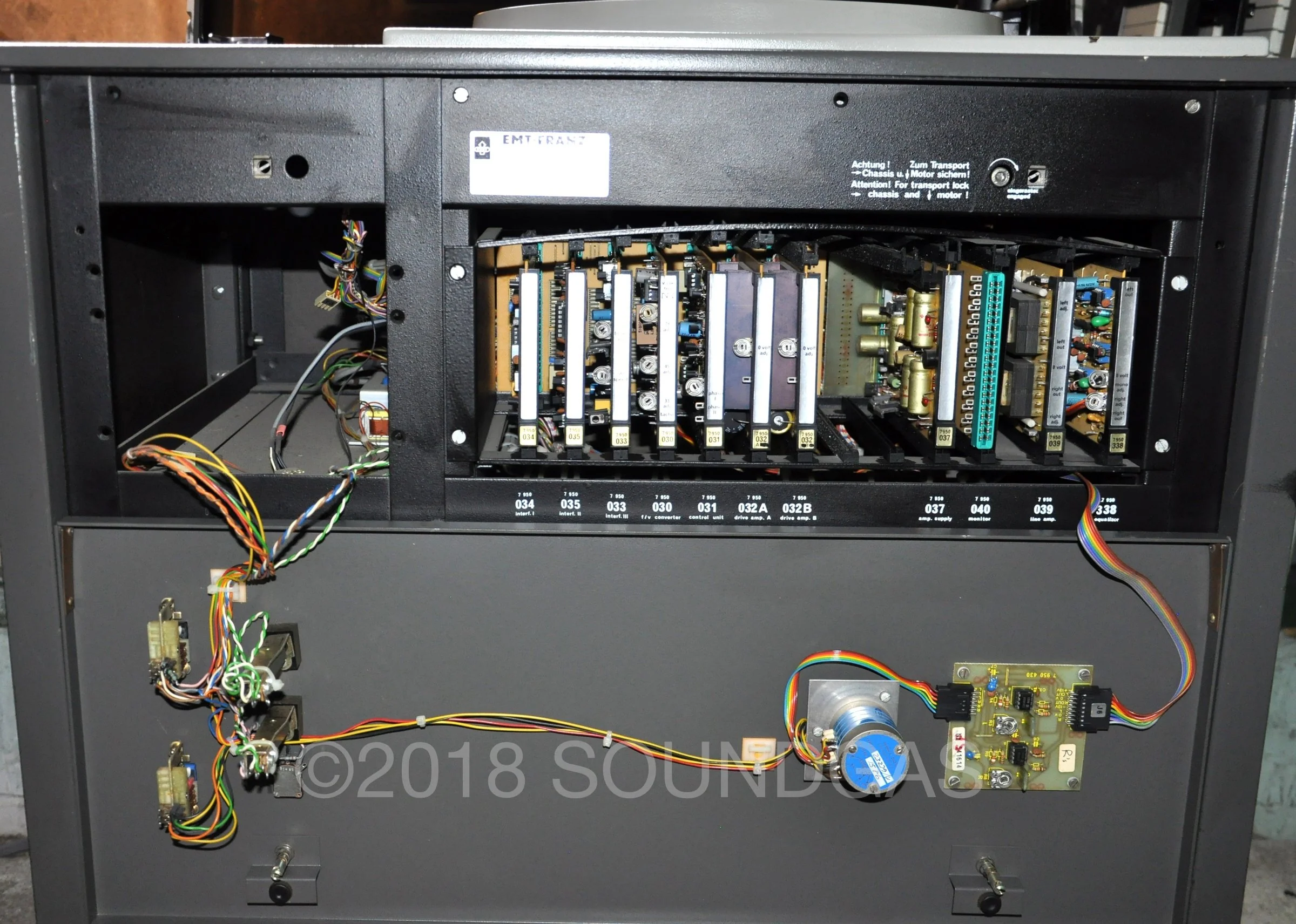 EMT 950 ex-BBC Professional Turntable - Image 11