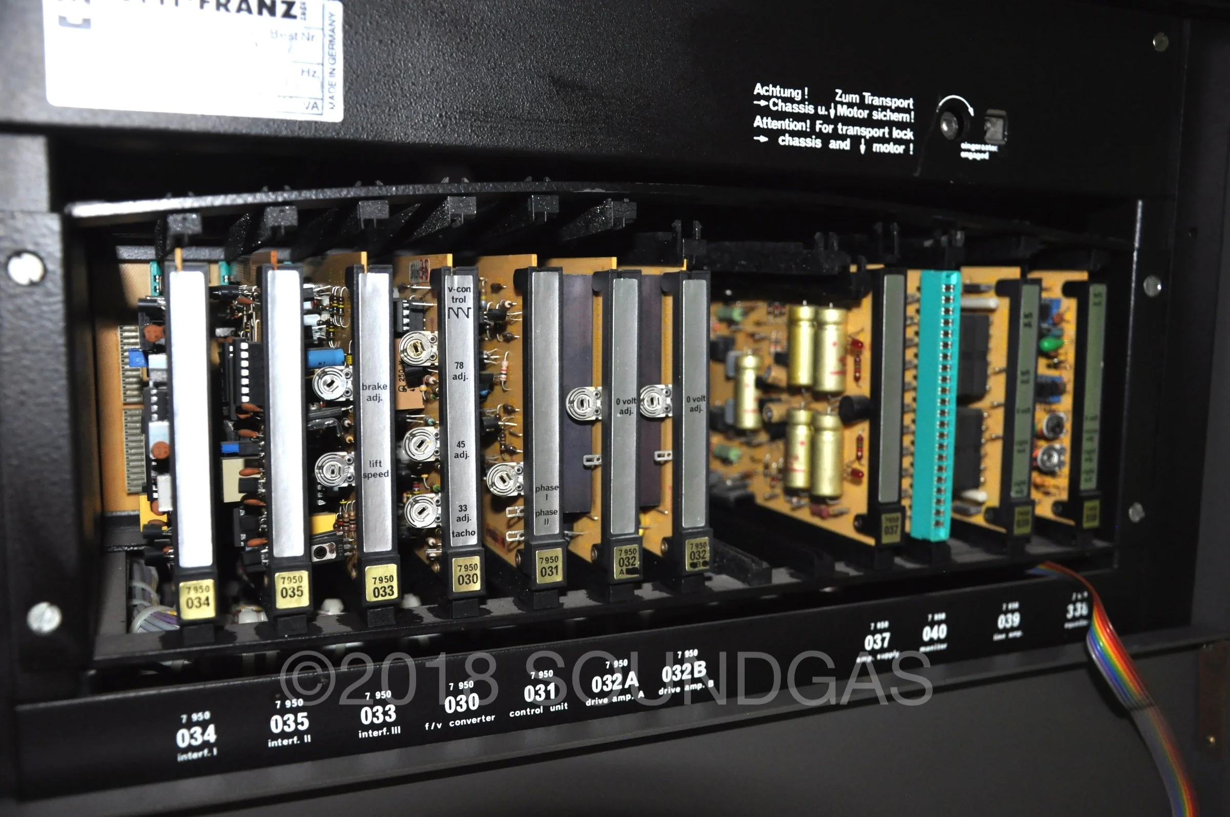 EMT 950 ex-BBC Professional Turntable - Image 12