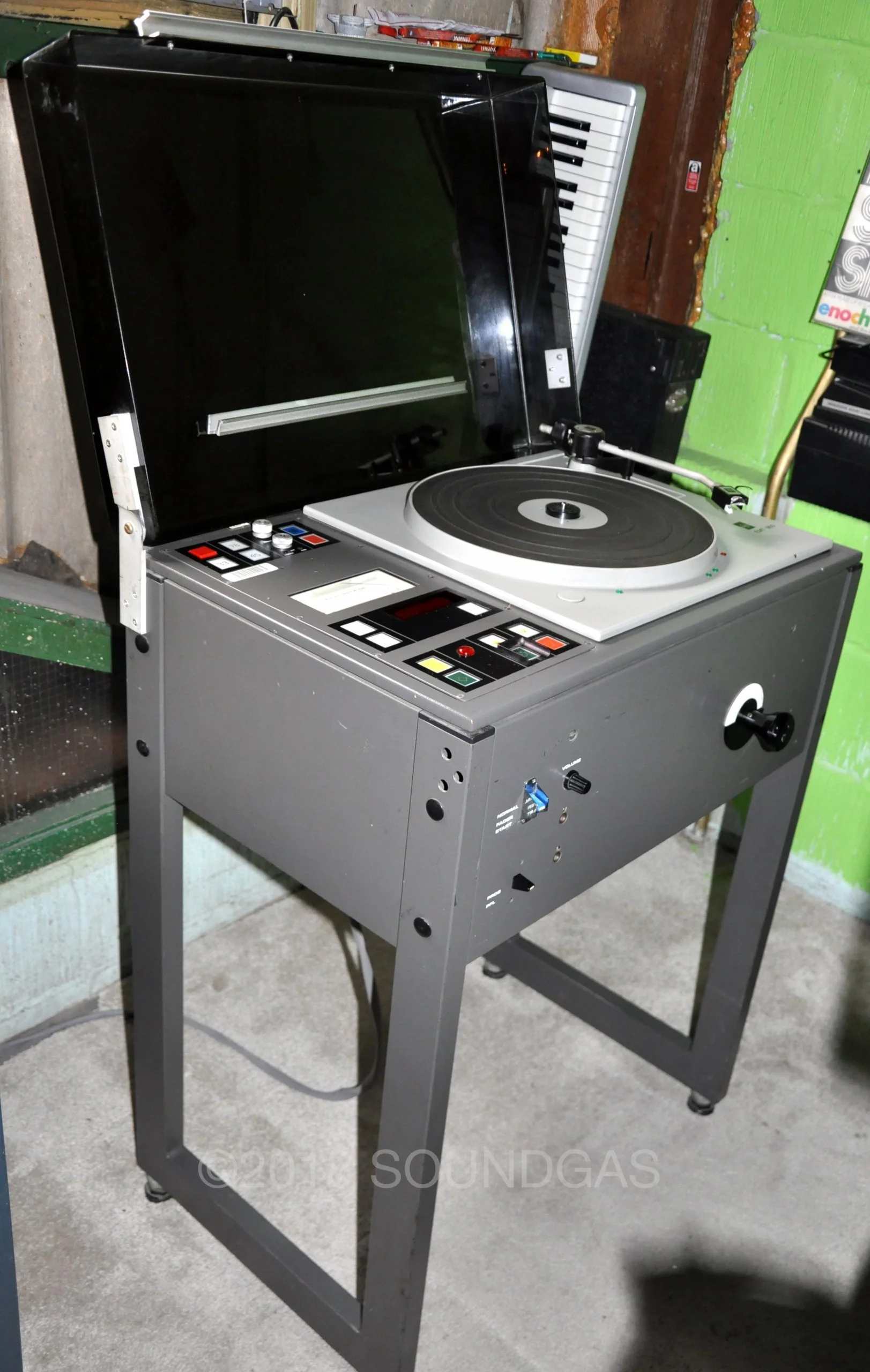 EMT 950 ex-BBC Professional Turntable - Image 4